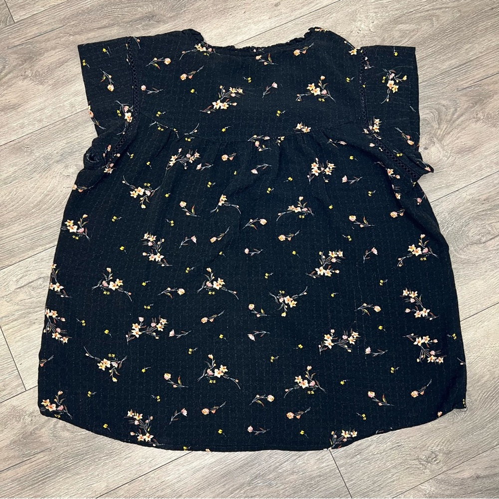 Buffalo David Bitton Black Floral Flowers Blouse T-Shirt Chest Tie Women's M - Picture 10 of 11